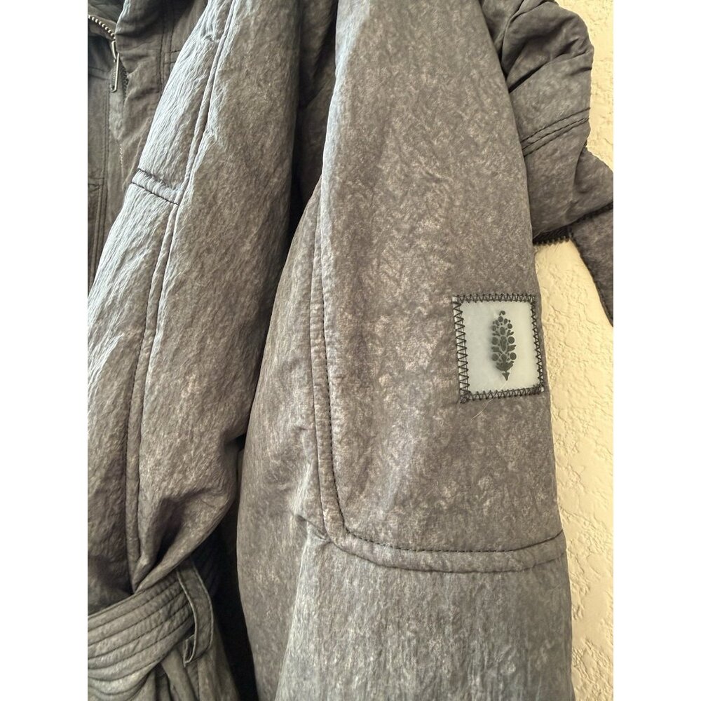 New Free People Women’s Tricked Out Trek Utility Puffer Jacket Size M - Picture 5 of 12